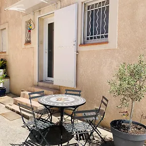  Appartement Le Meuble Du Rouquier Au Coeur De La